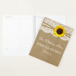 Agenda Coleção de Casamentos Kraft, Lace & Sunflower<br><div class="desc">Prepare-se para o seu grande dia em estilo com este elegante e muito tenente planejador de casamento. A design é fácil de personalizar com seus próprios nomes e data de casamento e você pode manter todas suas ideias designs, informações importantes de casamento e muito mais em segurança juntas neste planejador...</div>