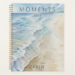 Agenda Costa Costeira da Praia Moderna<br><div class="desc">Este simples design apresenta uma maré suave que se lava suavemente em uma praia de areia. Perfeito para o amante da praia. Criado pela imprensa simplesmente de farmácia.</div>