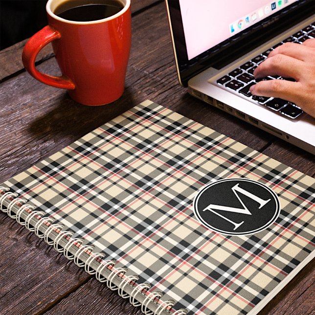 Agenda Custom Red Beige Black White Squares Plaid Pattern (Criador carregado)