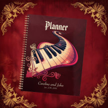 Elegância em movimento, o piano curvo.