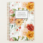 Agenda Flores de Aquarelas do outono e Padrão de Greenery<br><div class="desc">Planeador floral personalizável com buquê floral de péonias,  rosas e margaridas roxas,  cor-de-rosa,  amarelas e vermelhas,  com sotaques verdes. Personalize adicionando nomes e outros detalhes. Este planejador botânico será perfeito como presente personalizado para o Natal,  aniversários e graduações.</div>