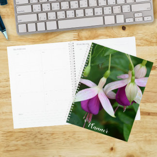 Agenda Flores Roxas de Fúcsia com Sépalas Brancas Florais