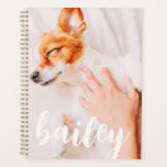 Agenda Foto de Pet Simples Elegante Reprodutiva Moderna<br><div class="desc">Este design simples e clássico é composto por tipografia serif e adiciona uma foto personalizada do seu animal de estimação.</div>