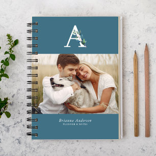 Agenda Galeria de Monogramas Botânicos de 4 Fotos Mensais