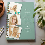 Agenda Há a Colagem de Fotos de Citação de Sonhadores<br><div class="desc">Colagem de Fotos de Cotação Motivacional Planejador Anual. Design apresenta 3 fotografias da sua escolha, a citação "Há sonhadores e há planejadores; os planejadores fazem seus sonhos se realizarem", um belo coração, nome e ano. O plano de fundo do teal pode ser alterado para qualquer cor usando a ferramenta 'editar...</div>