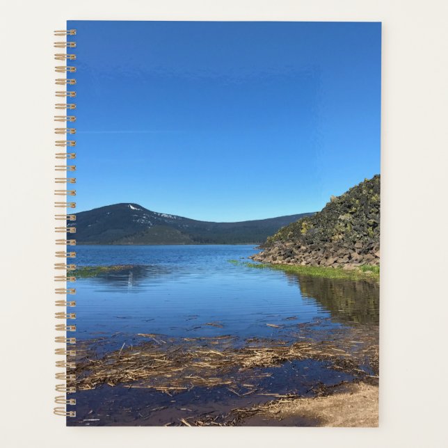 Agenda Lago Davis com Rochas Lava, OR (Frente)