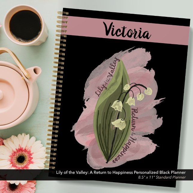 Agenda Lily do Vale Felicidade Personalizada Negro (Lily of the Valley Happiness Personalized Black and Pink Planner)