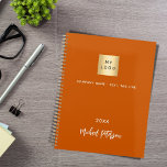 Agenda Logótipo comercial queimado laranja elegante 2025<br><div class="desc">Um fundo cor de laranja queimado por uma tendência. Personalize e adicione o logotipo da sua empresa,  texto,  ano e nome pessoal. Cartas brancas. Se desejar sem texto,  use sua chave de espaço traseiro para excluí-la.</div>