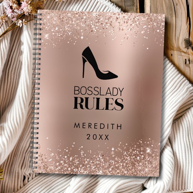 Agenda Logotipo Lady Stiletto do chefe Dourado rosa (Rose Gold Glitter Boss Lady Rules Stiletto Logo Personalized Annual Planner)