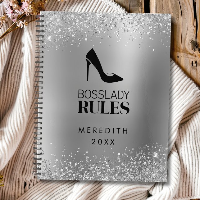 Agenda Logotipo Lady Stiletto do Chefe Glitter Silver (Sparkly Silver Glitter Boss Lady Rules Stiletto Logo Personalized Planner)