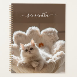 Agenda Majestic white cat