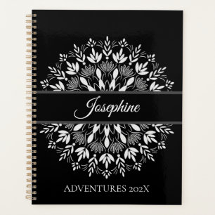 Agenda Mandala Floral Negra e Branca elegante