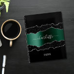 Agenda Marble verde prata preto esmeralda 2025<br><div class="desc">Preto,  esmeralda verde e falso prata,  agata,  impressão de pedra mármore como fundo. Personalize e adicione seu nome e um ano. O nome é escrito com um moderno estilo escrito à mão.</div>