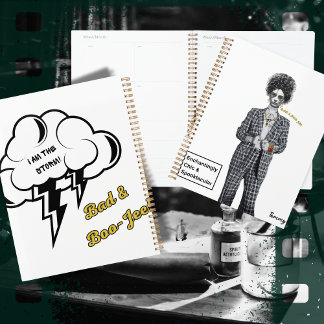 Agenda Mau e Boo-jee "I Am the Storm" Gótico