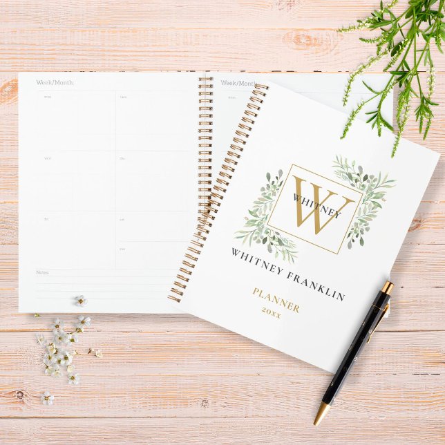 Agenda Modern Watercolor Monograma Dourado Verde 2023 (Criador carregado)