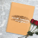 Agenda Moderno Simples Laranja Faux Gold Foil Professiona<br><div class="desc">Design de planificador personalizado moderno e simples,  com um toque de folha de ouro falso em fundo laranja. O texto e a cor de fundo são totalmente personalizáveis.</div>