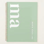 Agenda Monograma Bonito Nome Escola Verde<br><div class="desc">Organizem-se com o Planeador da Escola Verde do Nome do Monograma Fofo! Este planejador de na moda é um imperativo para suprimentos escolares bonito e de volta aos suprimentos escolares. Perfeito para a escola deve ter, ajustado com sua lista de segundos graus de suprimentos escolares. Com o seu design de...</div>