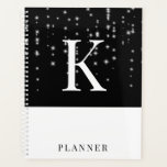 Agenda Monograma de brilho moderno de brilho preto e bran<br><div class="desc">Este design de vidro branco apresenta faíscas brancas em um fundo preto e branco. Preencha-o com o seu monograma personalizado inicial. Criado pela imprensa simplesmente de farmácia.</div>