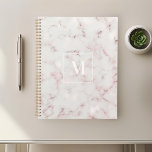 Agenda Monograma de mármore rosa Dourado<br><div class="desc">Notebook planejado personalizado com rosa de ouro na moda moderno e mármore cor-de-rosa com monograma personalizado.</div>