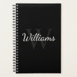 Agenda Monograma Personalizado e Nome Preto<br><div class="desc">Monograma Personalizado e Dif de Nome apresenta o nome personalizado no estilo de fonte do script branco e monograma no estilo de fonte da cinza se como plano de fundo, no plano de fundo preto. Perfeito como presente para ele, presente de dia de os pais e presente para qualquer ocasião...</div>