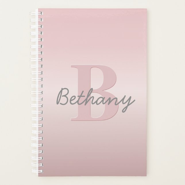 Agenda Monograma Rosa Personalizável e Seu Script De Nome (Frente)
