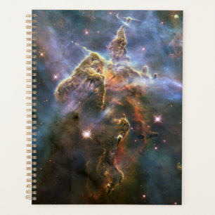 Agenda Montanha Mística no Espaço Hubble na Nebulosa Cari