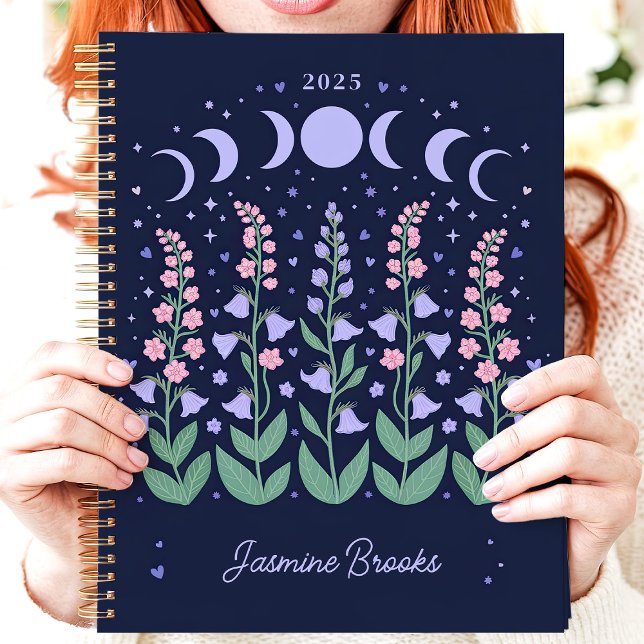 Agenda Moonlit Moon Phase Garden 2025 Nome Personalizado (Criador carregado)