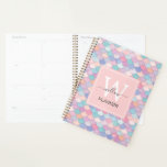 Agenda Nome do Monograma Moderno Sereia Inicial Rosa Páli<br><div class="desc">Monograma Moderno Nome da Sereia Pálido Planner inicial da Sereia. Planejador personalizado. Apresenta um padrão de escalas de sereia com efeito de brilho. Vetor de padrão projetado por brgfx.</div>