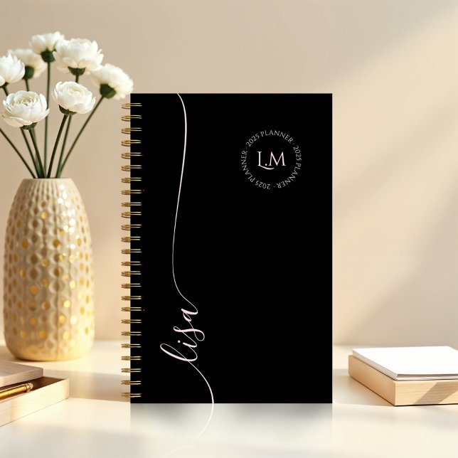 Agenda Nome do Script de Iniciais do Monograma Mínimo Ele (Elegant Minimal Monogram Initials Script Name Planner (Front))