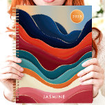 Agenda Nome Personalizado 2025 Montanhas abstrato<br><div class="desc">Embarque numa jornada de organização e criatividade com este planejador cativante. Apresentando uma paisagem abstrato de montanhas onduladas coloridas, esse planejador evoca um senso de aventura e tranquilidade. Imagine-se juntando seus sonhos e compromissos em meio a esta cena de tirar o fôlego. Personalize-o com seu nome e deixe que este...</div>