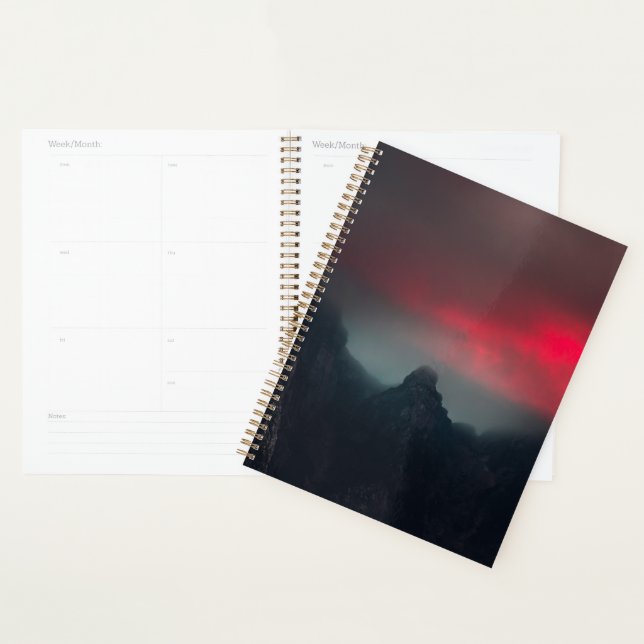 Agenda Nuvens a arder, nevoeiro e montanhas (Exibição)