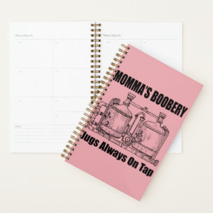 Agenda O "Boobery Jugs" da mamã sempre na torneira