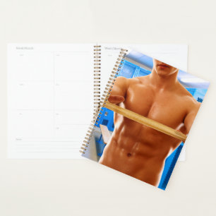 Agenda O homem muscular do SlipperyJoe sem camisa, com 6