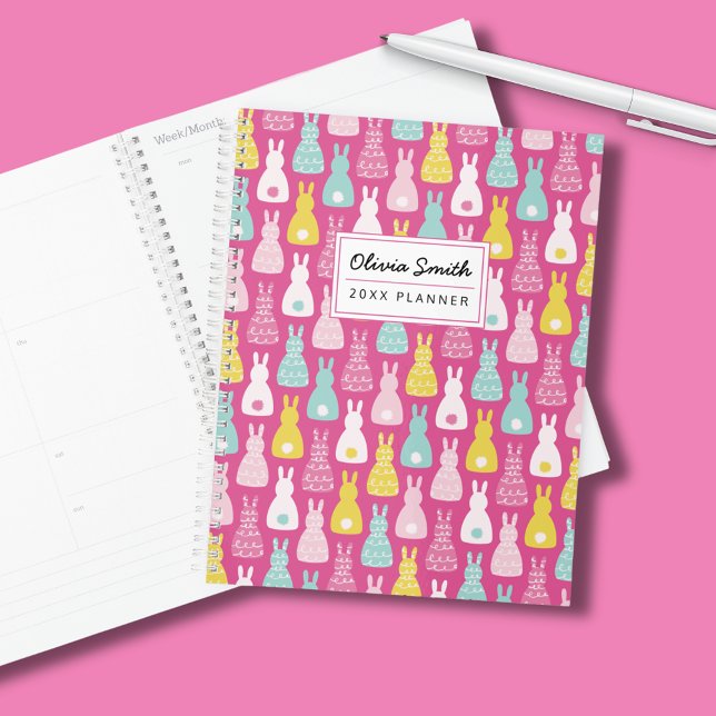 Agenda Padrão de coelho rosa (Colorful pink bunny rabbit planner for all your organisational or back to school needs.)