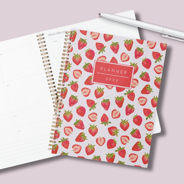 Agenda Padrão de Morango personalizado (Personalized strawberry planner with custom text.  Matching items available.)