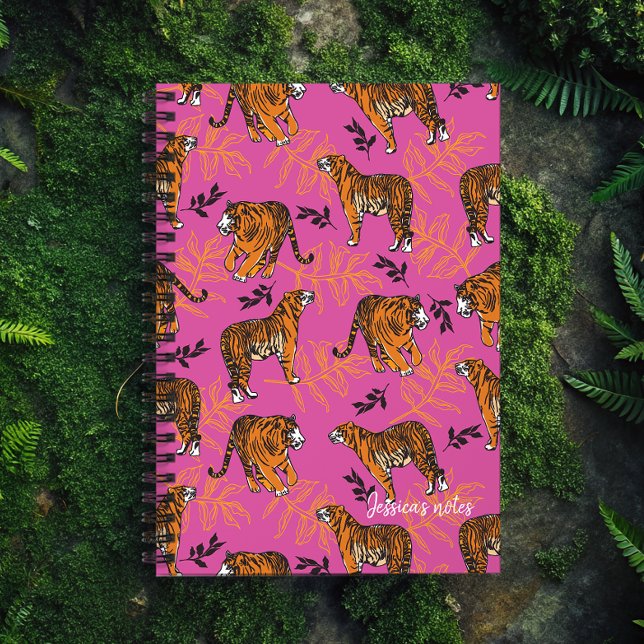 Agenda Padrão de Tigre Quirky em rosa brilhante (Get in touch with your wild side with this awesome tiger journal!)