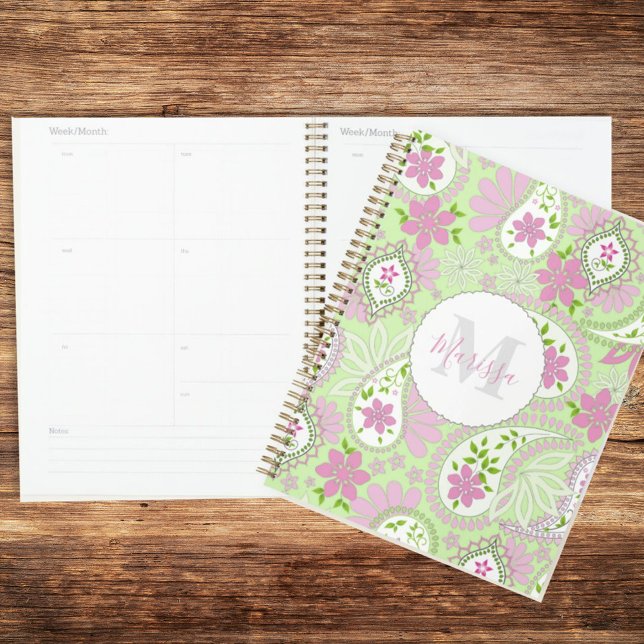 Agenda Paisley com Monograma Rosa e Verde Personalizado (Criador carregado)
