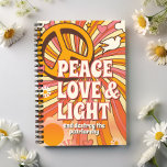Agenda Paz Amor Luz e Destruir o Patriarcado<br><div class="desc">Paz Amor Luz e Destruir o Planador Patriarcado - Pessoas distantes, cavem essa visão de 60, paz, amor e planejador de luz. Apresentando cores psicodélicas e um sinal de paz suave. Apenas o planejador mais grooviano para acompanhar suas datas importantes e mostrar a todos seu espírito hippie livre. Tome um...</div>