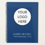 Agenda Personalizado adicione seu logotipo Marinho minima<br><div class="desc">É simples adicionar seu planejador de logotipos com seu título e tipografia. Estilo de limpeza minimalista. rastreie seus compromissos e eventos.</div>