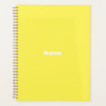 Agenda personalizar, personalizar com nome, branco amarel<br><div class="desc">Texto personalizado minimalista amarelo,  ano,  nome,  monograma,  iniciais simples e elegante Planejador personalizado. Texto branco personalizado sobre fundo de cor simples amarelo.</div>