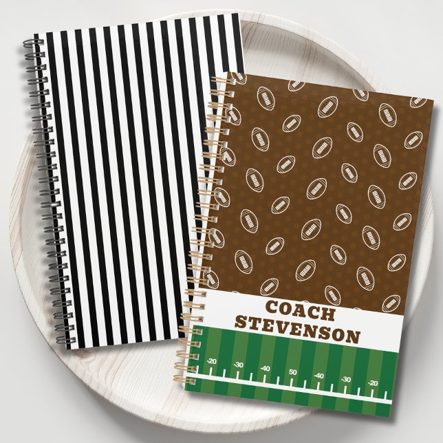 Agenda Personalized Sporty Gift Football Field 2026 (Criador carregado)