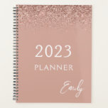 Agenda Planner de Lâmpada Rosa Rosa Brilhante com Rosa Do<br><div class="desc">2023 Rosa Dourado - Blush Pink Sparkle Glitter Monographic Name (Nome do Monograma da Glitter Glitter) e Initial Spiral Notebook (Notebook espiral inicial). Isto faz o doce e perfeito aniversário de 16 anos, casamento, chá de panela, aniversário, chá de fraldas ou festa de solteira presente para alguém que ama luxo...</div>