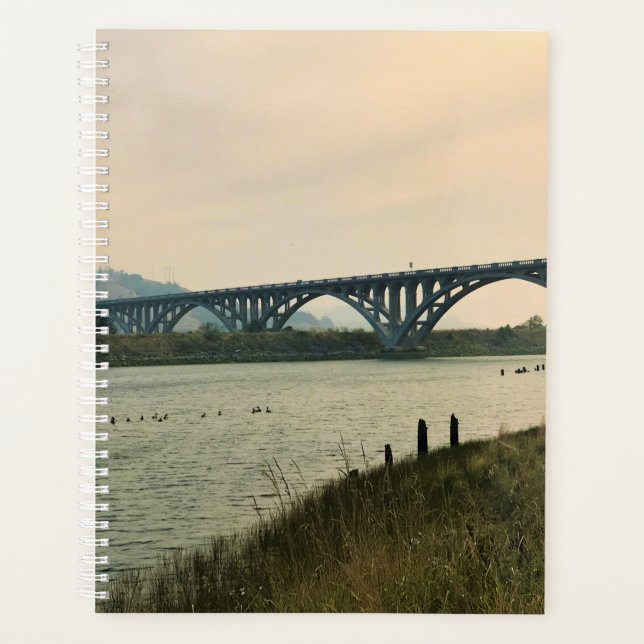 Agenda Ponte Patterson, Dourada Beach, Oregon (Frente)