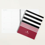 Agenda Preto, Branco e Vermelho de Jester Strik Personali<br><div class="desc">Design vermelho,  preto,  branco e jester vermelho com várias faixas com logotipo cardíaco pequeno - adicione seu nome ou texto personalizado para personalizar.</div>