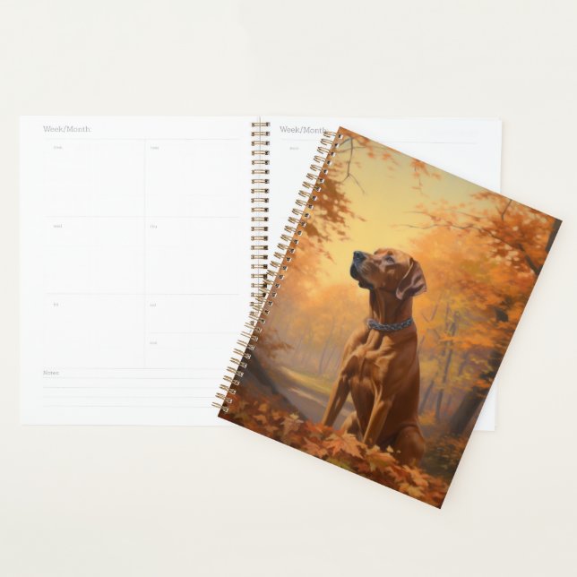 Agenda Rhodesian Ridgeback  no Outono Folhas Caem Inspira (Exibição)