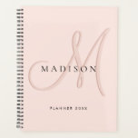 Agenda Script do Monograma Rosa-Blush do Na moda rico<br><div class="desc">Script monograma sofisticado de rico elegante</div>