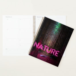 Agenda Sinal magenta da natureza neon-magenta da floresta