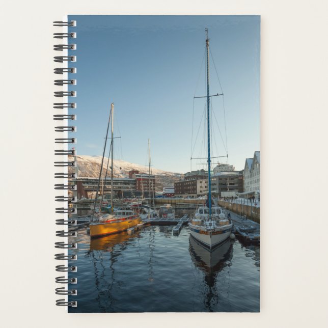 Agenda Tromso Norway (Frente)