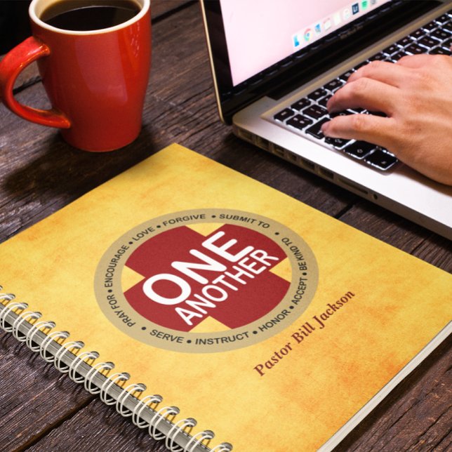 Agenda Um Ao Outro Servindo O Outro Clero (Criador carregado)