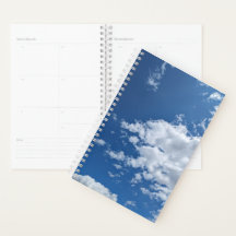 Um triângulo de nuvens